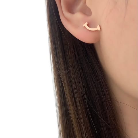 Tiffany & Co. T Smile Earring