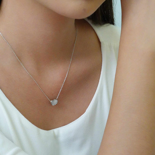 Vendome Aoyama Heart Diamond Necklace