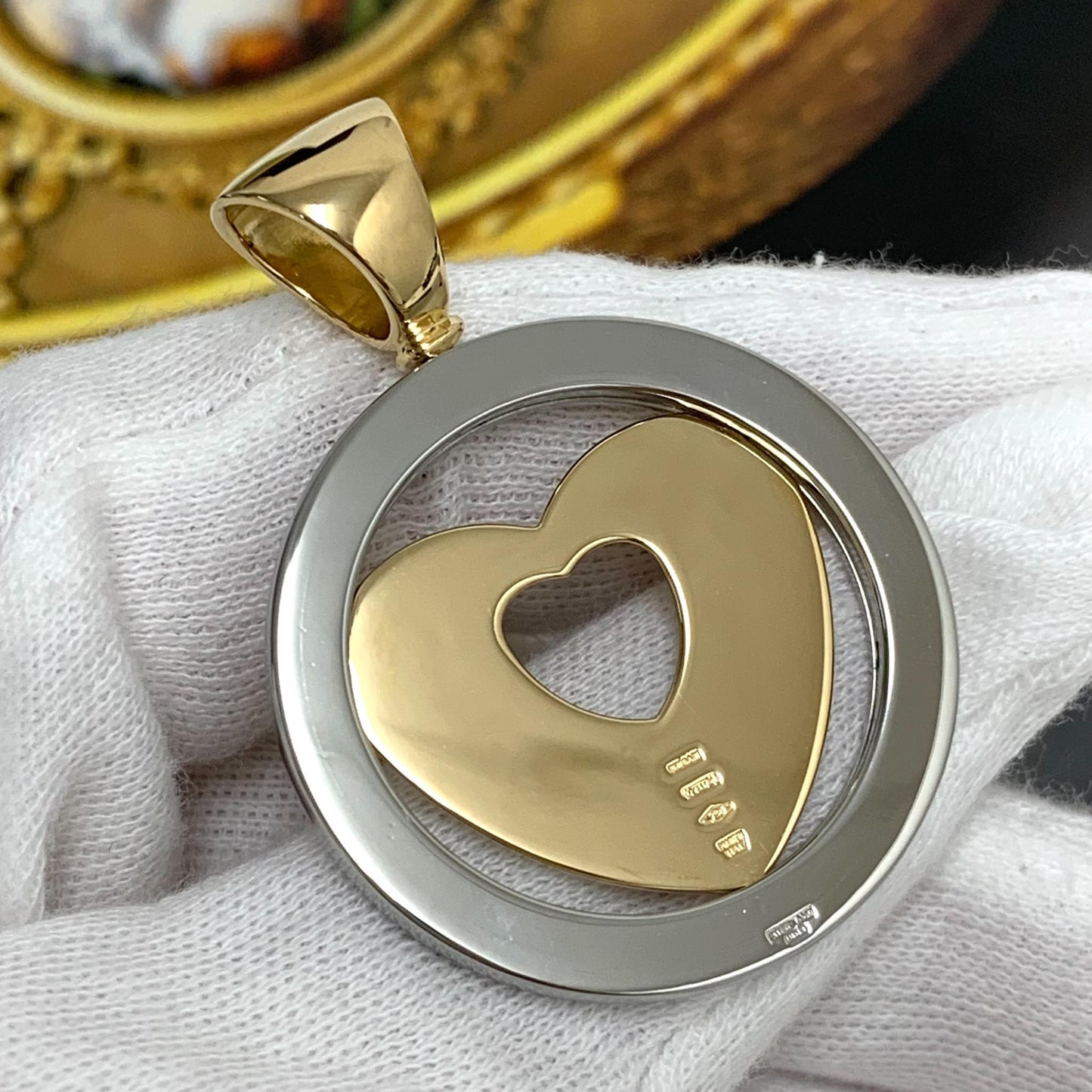 Bvlgari Tond Heart Necklace