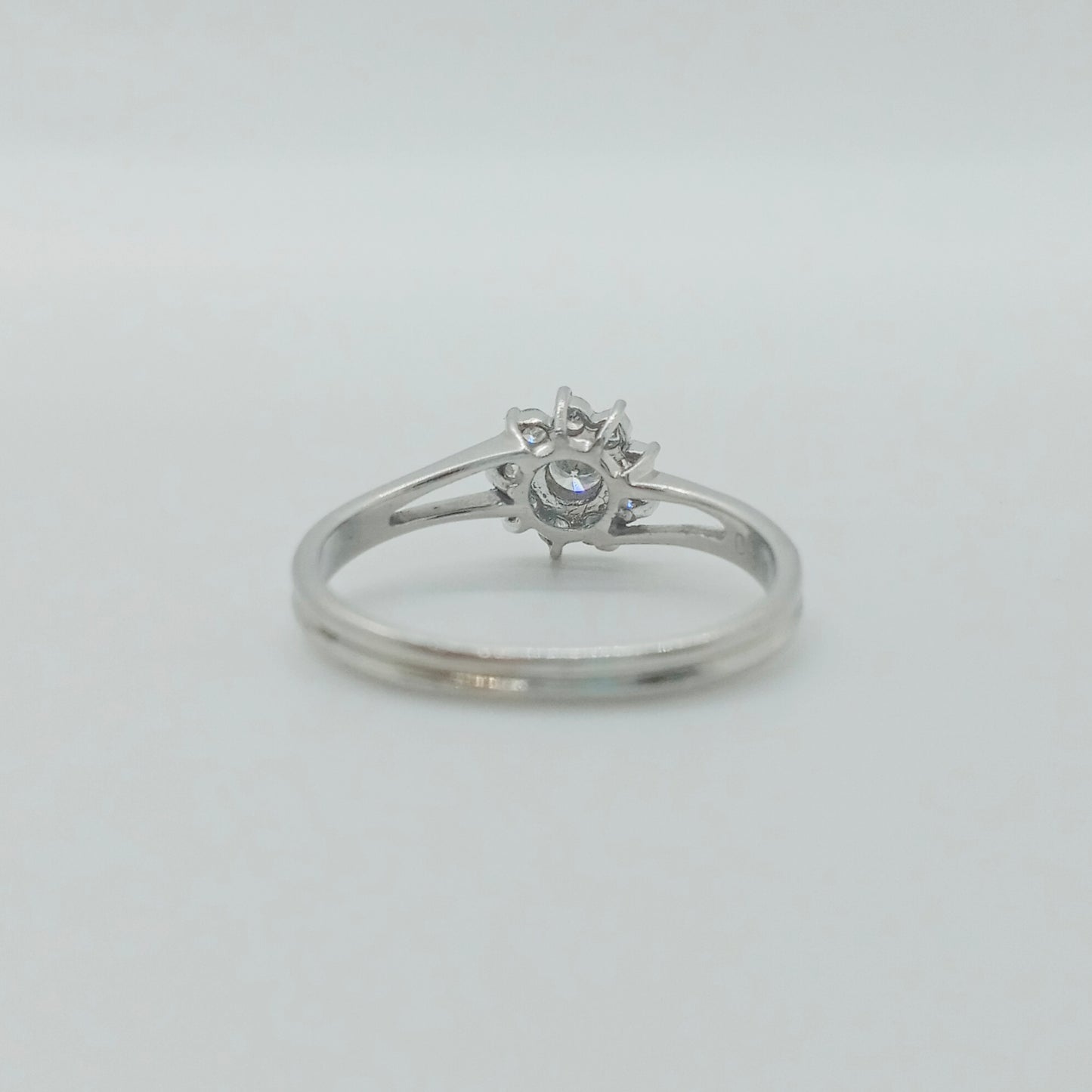 Diamond Flower Ring 10P 0.30ct