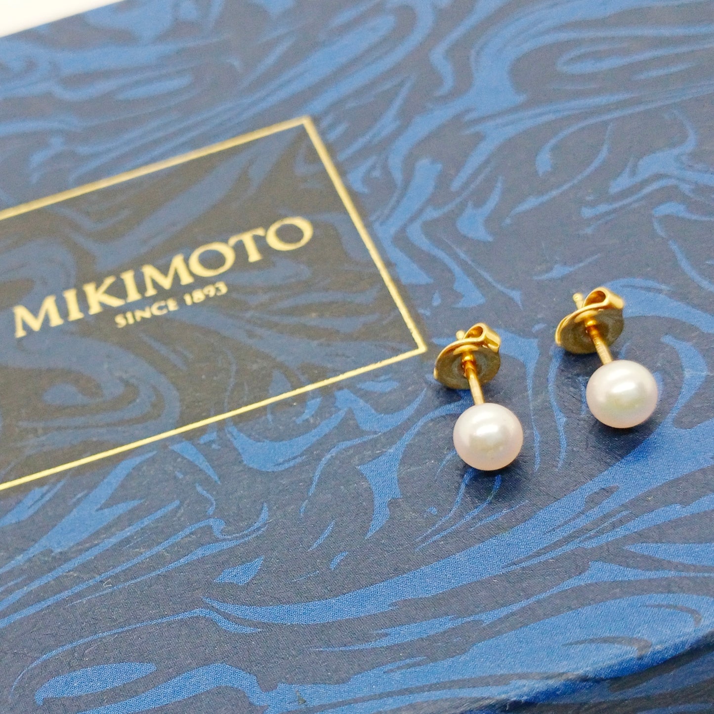 Mikimoto Pearl Earring 6.0mm Pearl