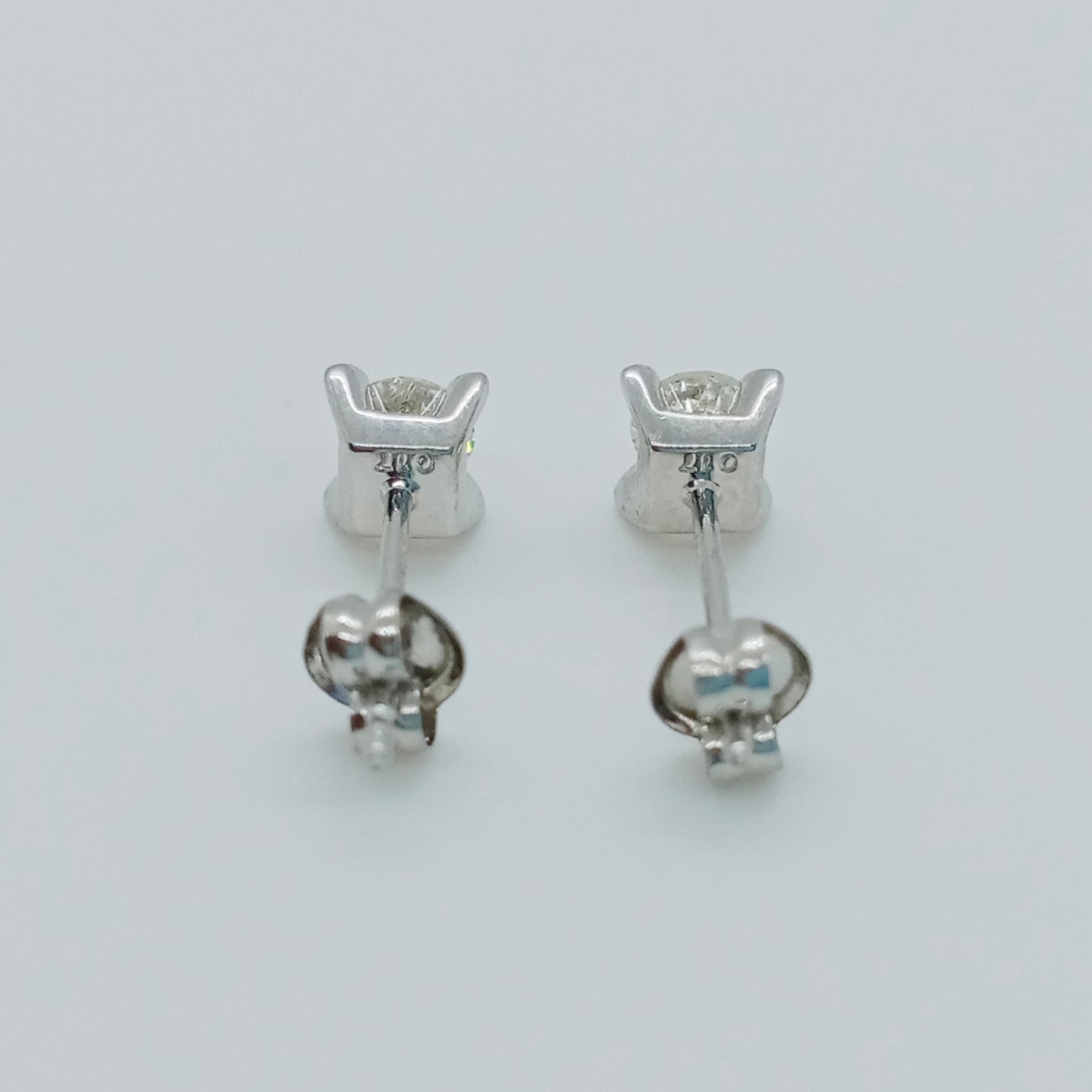 Round Brilliant Earring 0.17 carat each