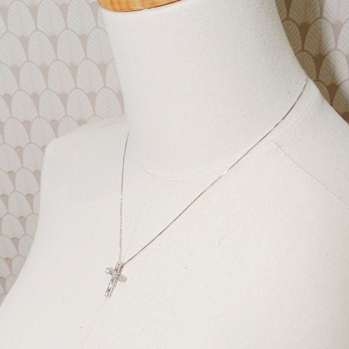 Diamond Cross Necklace 1.00 carat