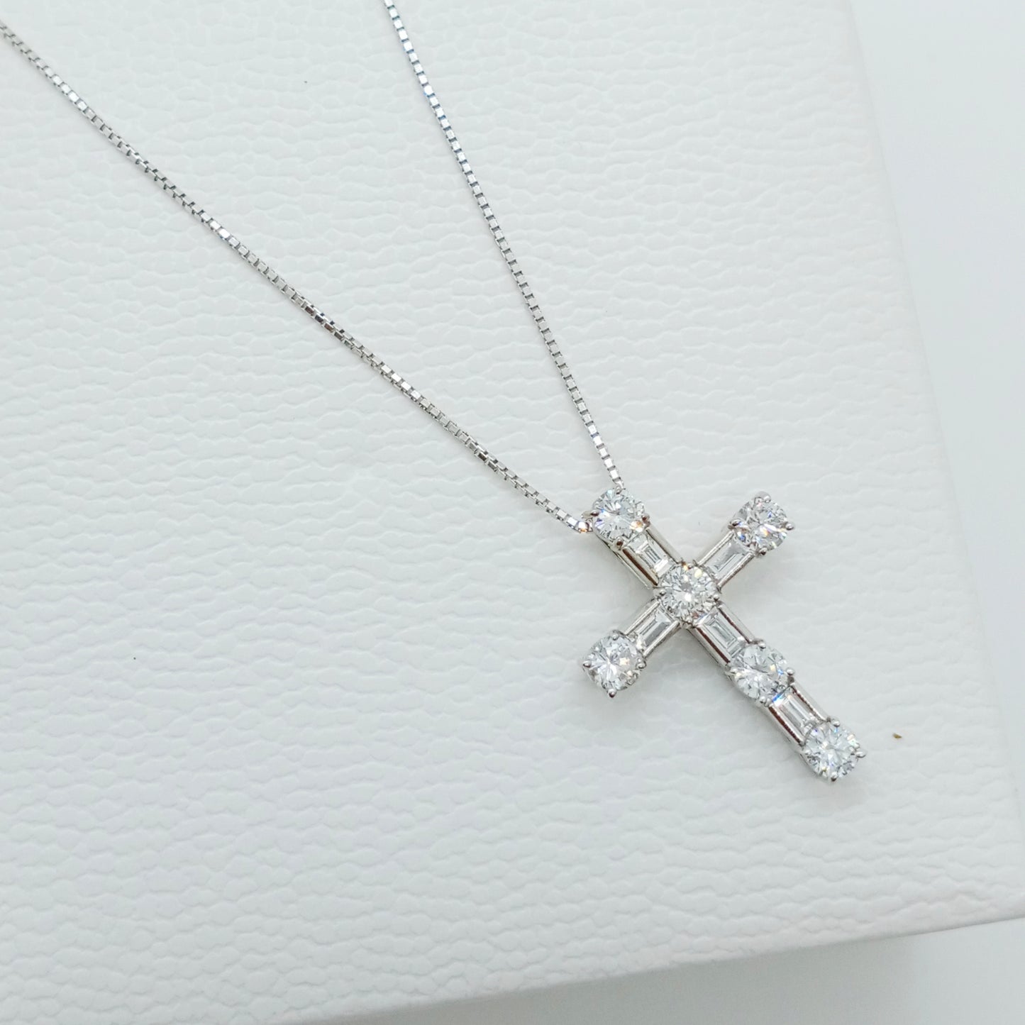 Diamond Cross Necklace 1.00 carat