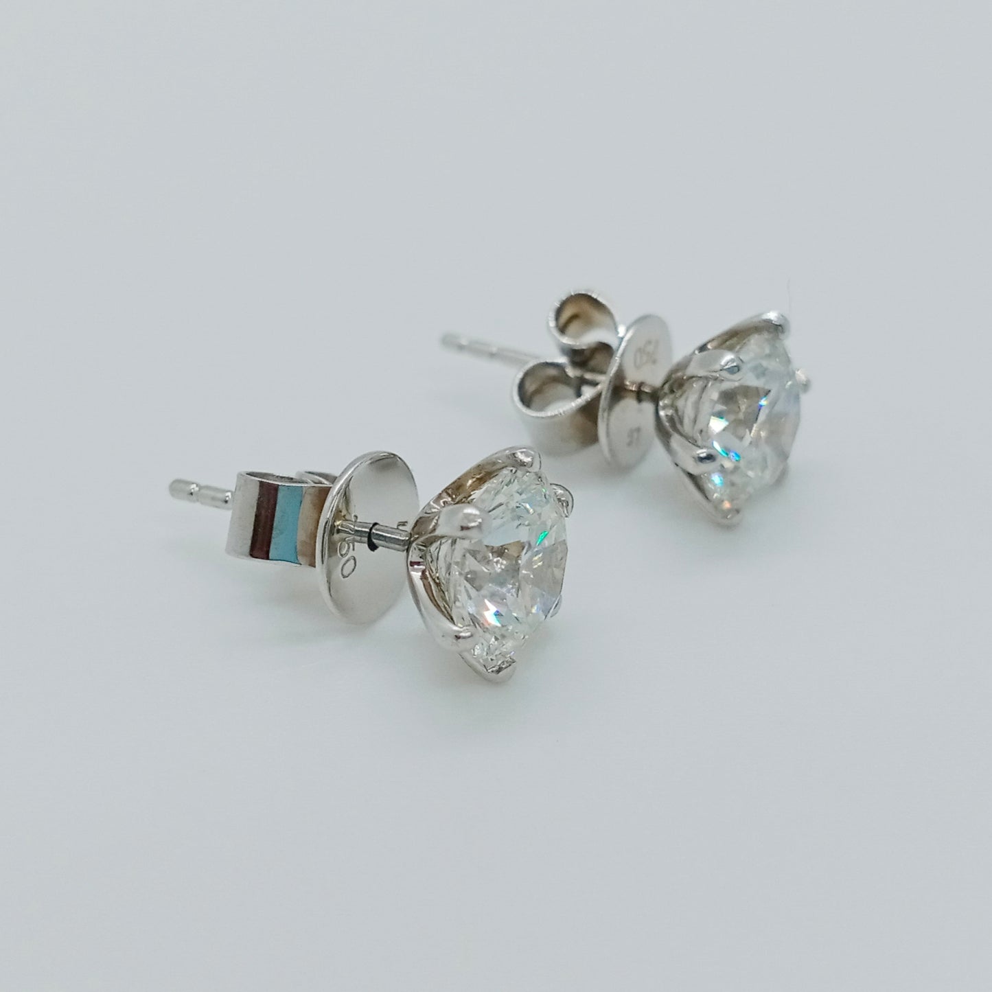 No Brand Stud Diamond Earring 1.50ct Each