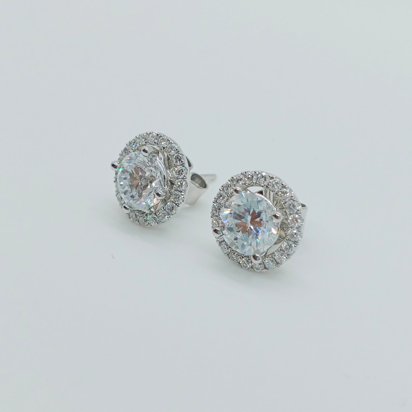 Stud Diamond Earring w/ Removable Halo