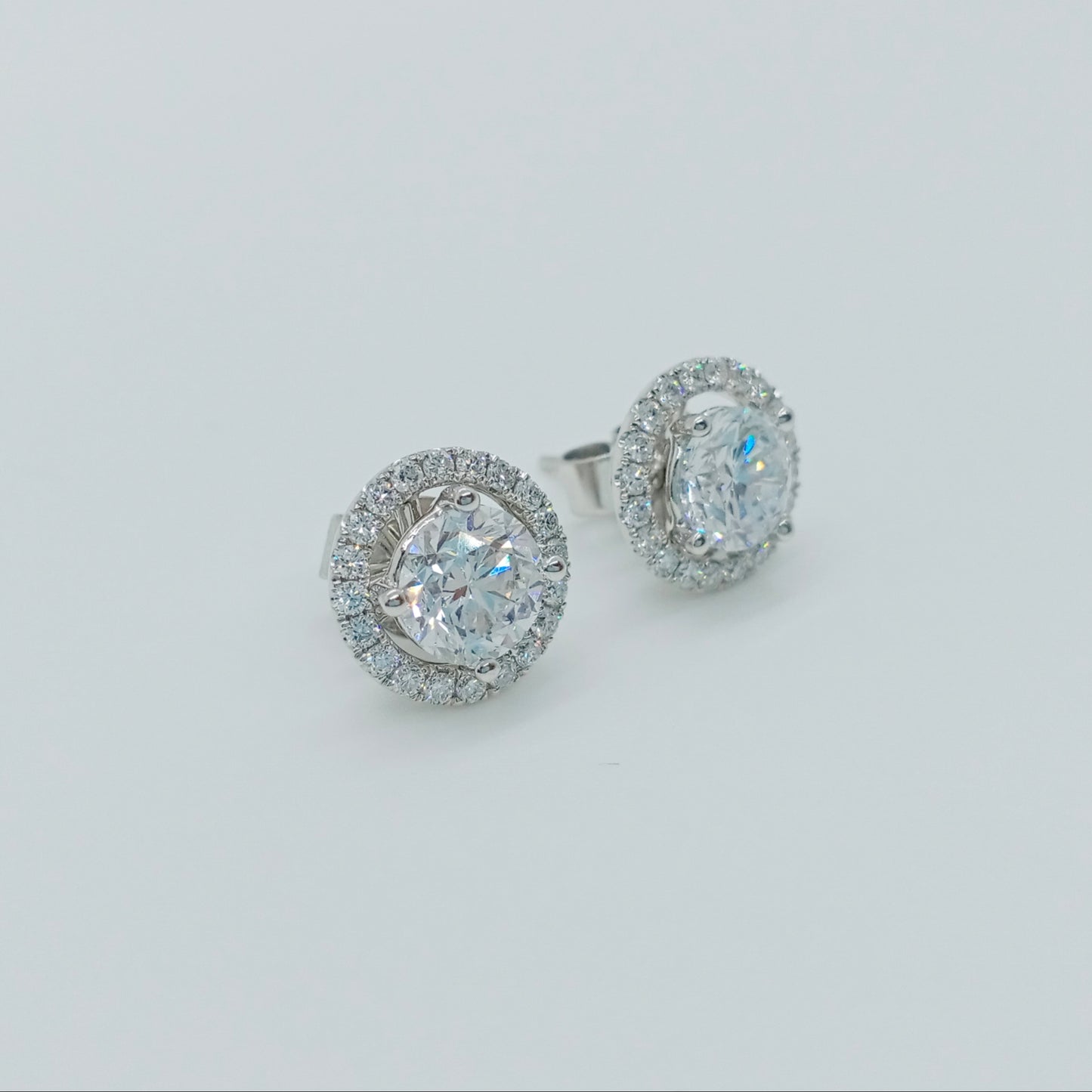 Stud Diamond Earring w/ Removable Halo