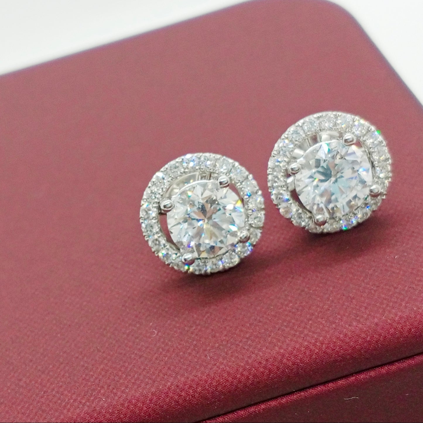 Stud Diamond Earring w/ Removable Halo