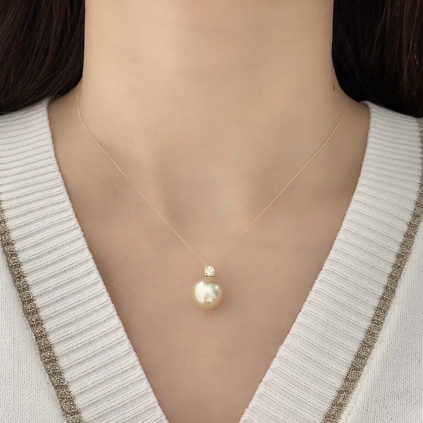 South Sea Pearl Diamond Necklace