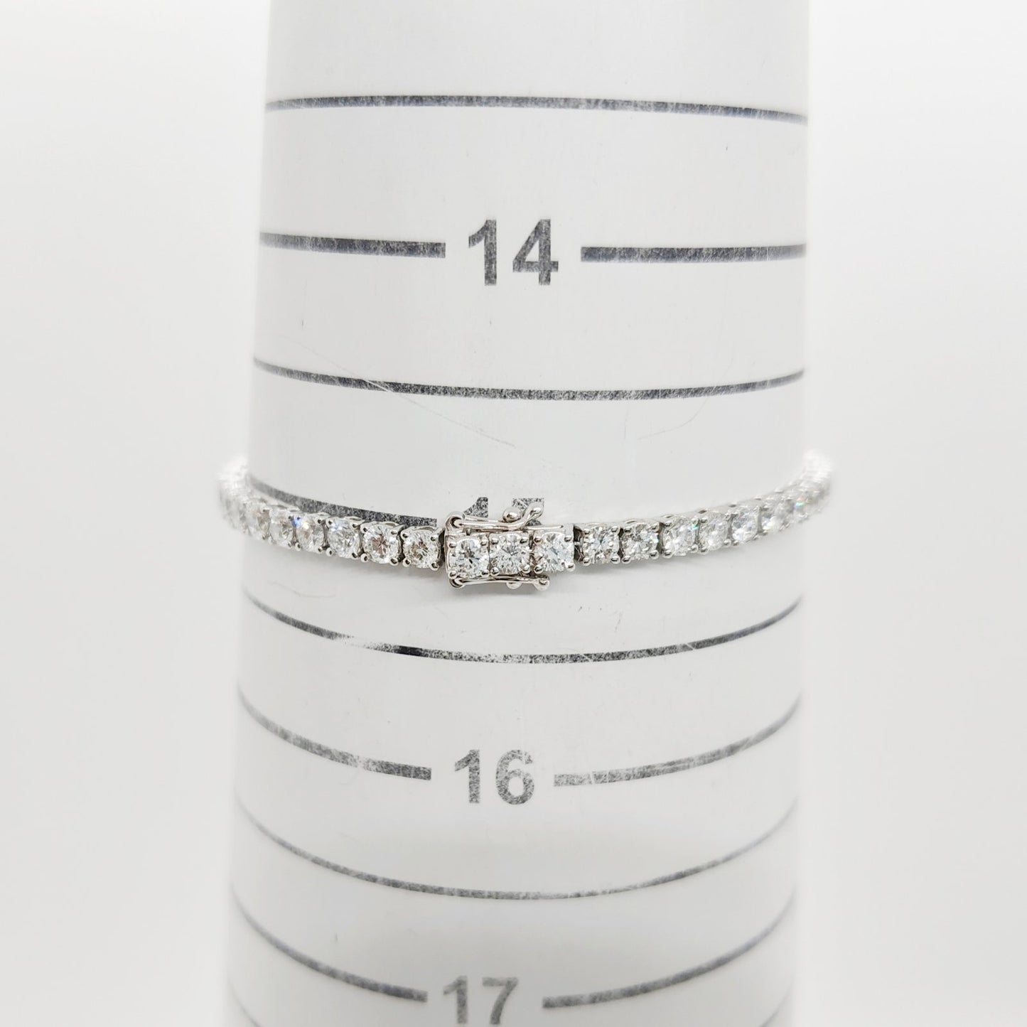 LAB 4 Prong Setting Tennis Bracelet