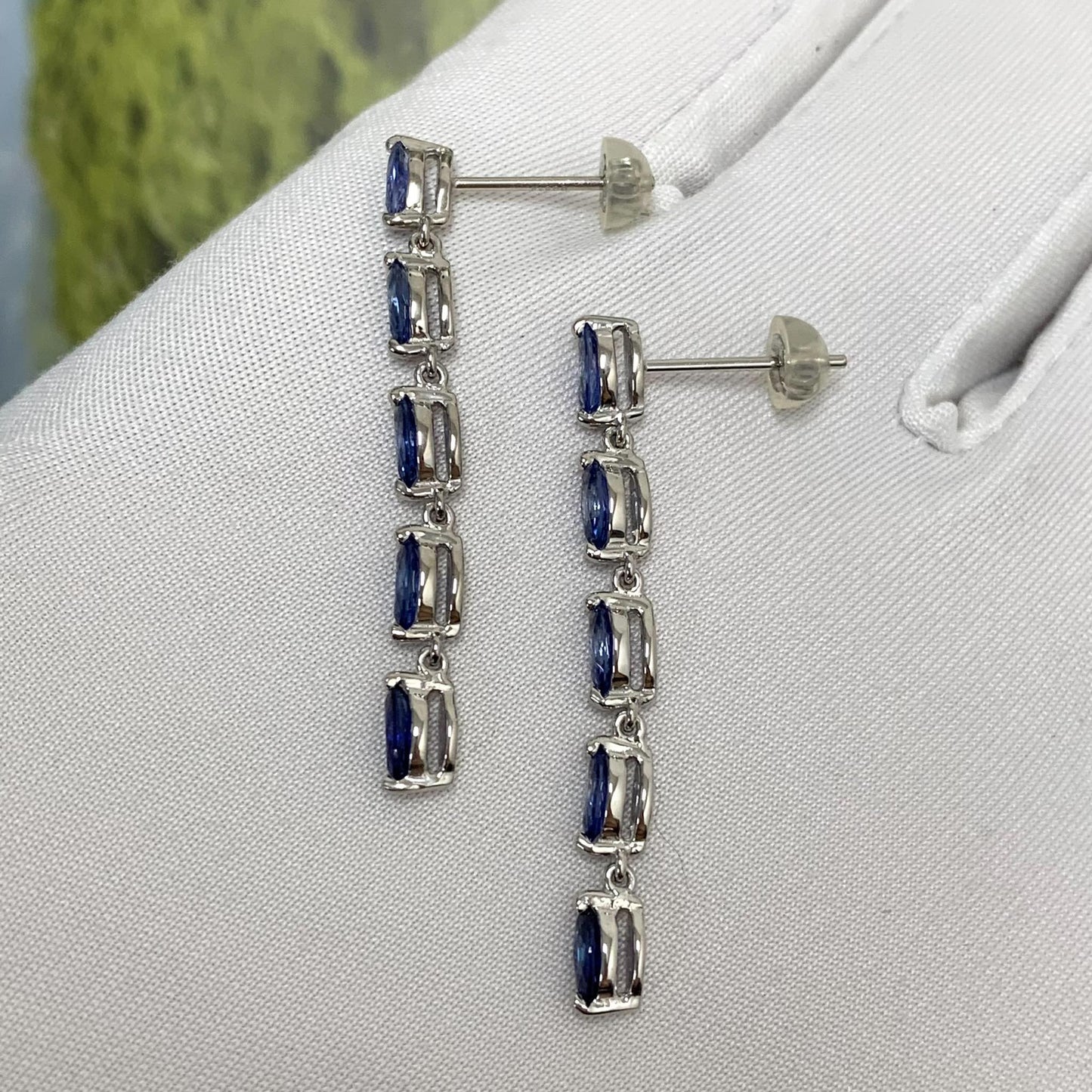 Tanzanite Earring