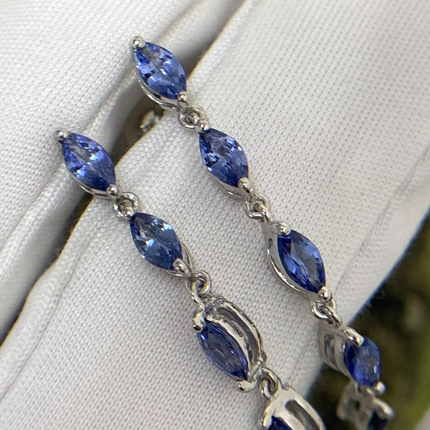 Tanzanite Earring