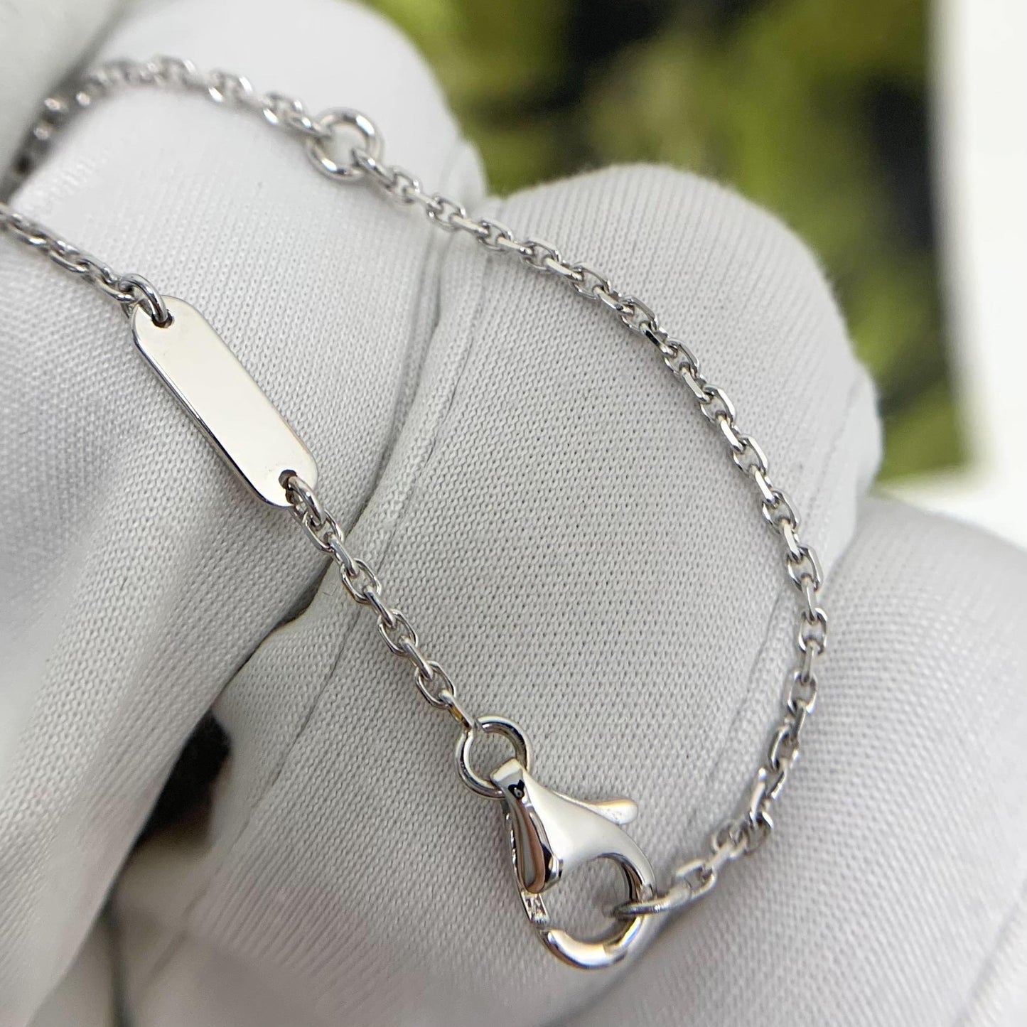 Van Cleef & Arpels Sweet Heart Necklace