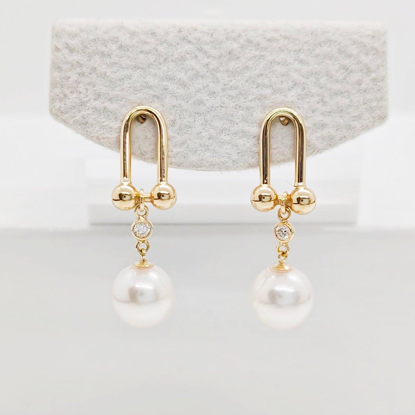 Hardware Link Akoya Pearl w/ Diamond Earring