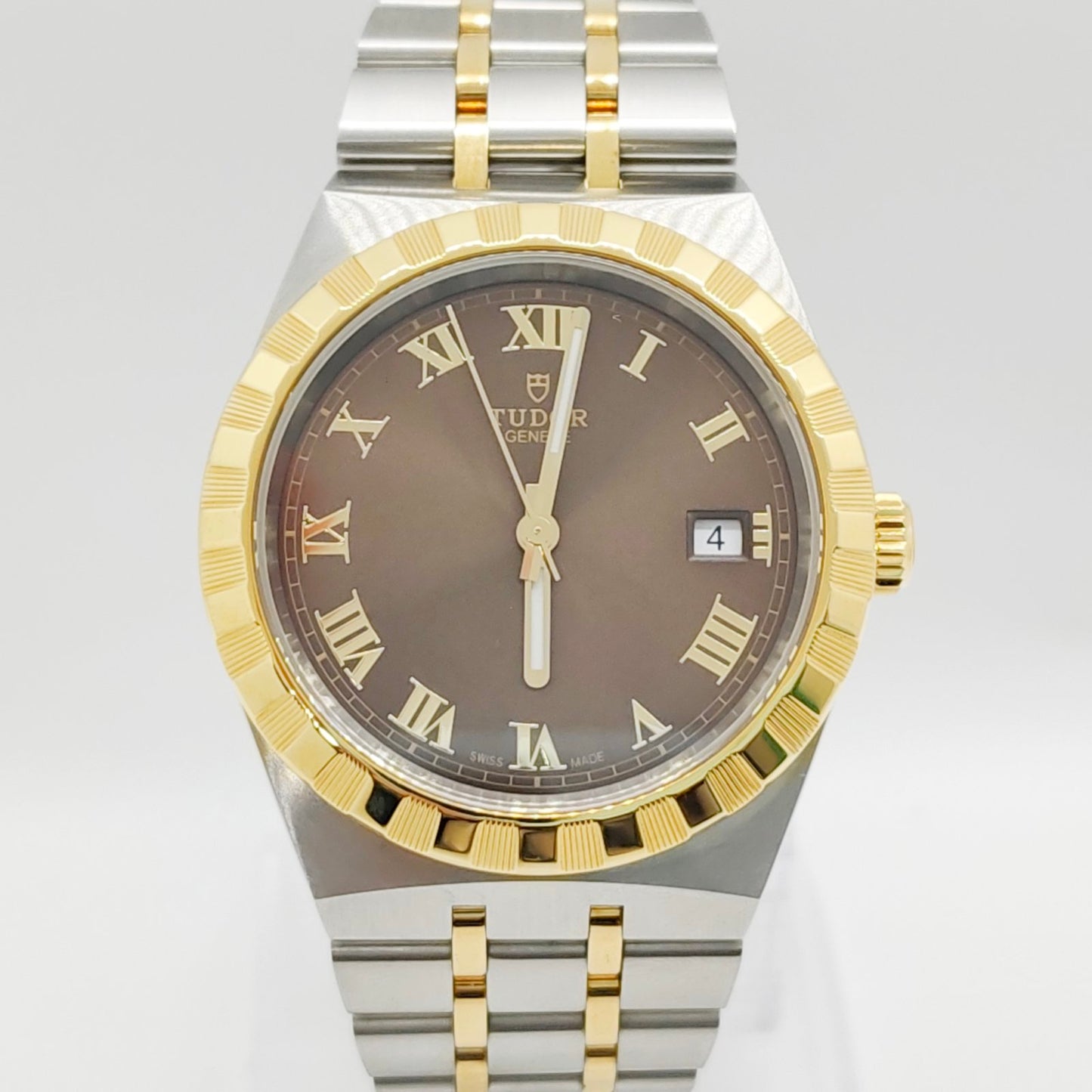 Tudor Royal Date