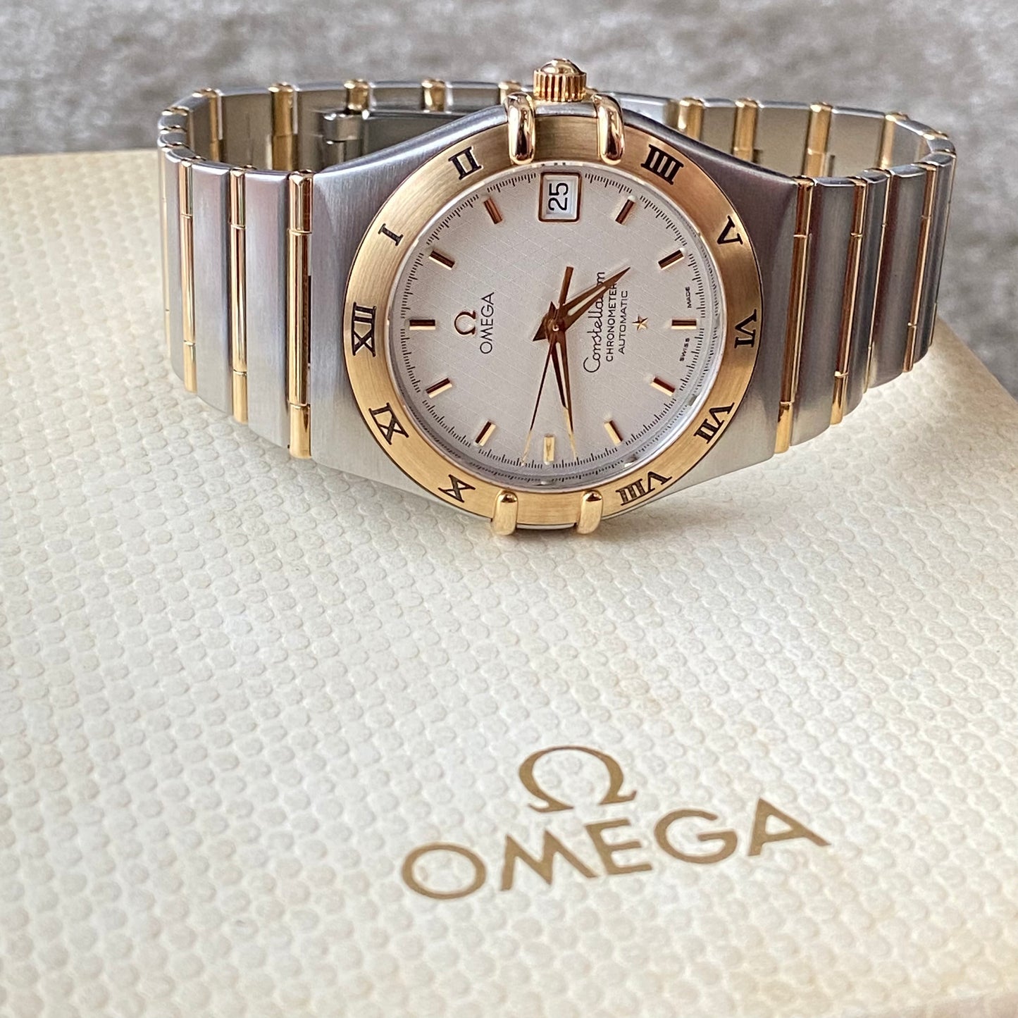 Omega Constellation 35mm Two Toned Gold Automatic