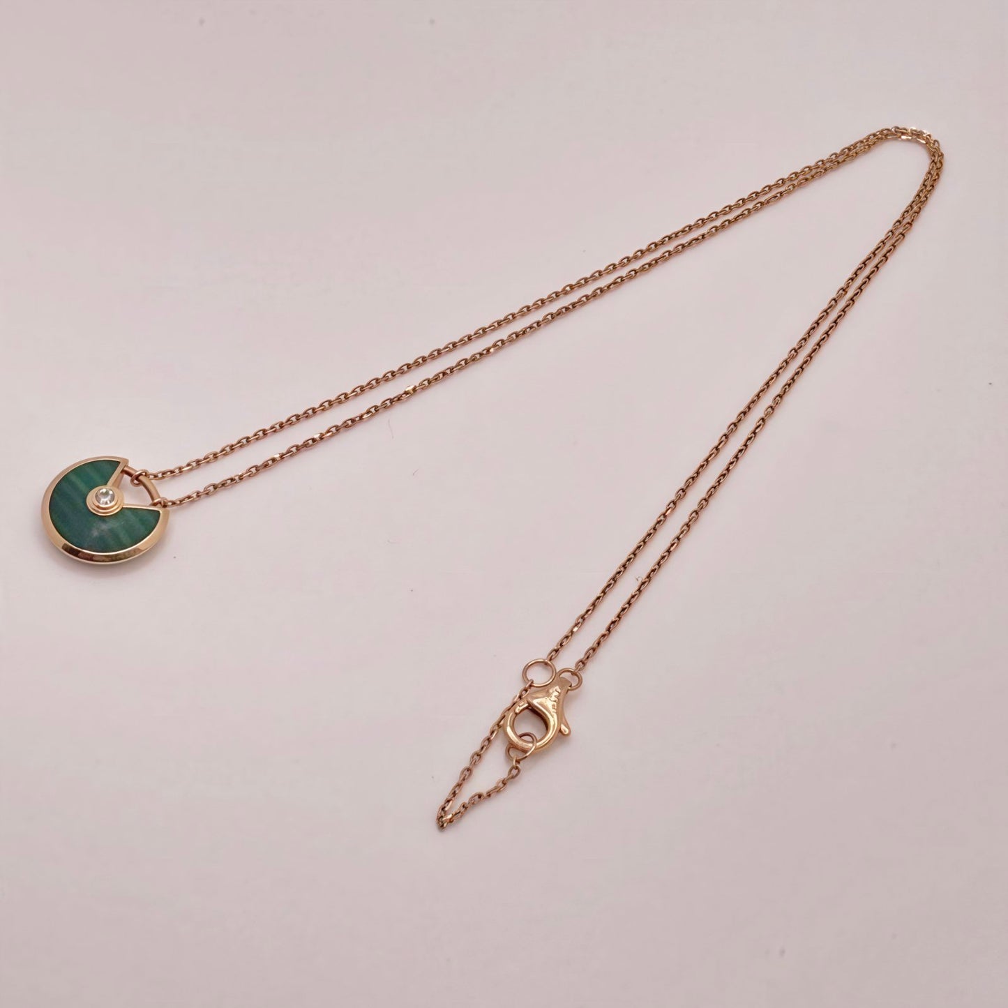 [PRE-OWNED] Cartier Amulette de Cartier Malachite Pendant Necklace