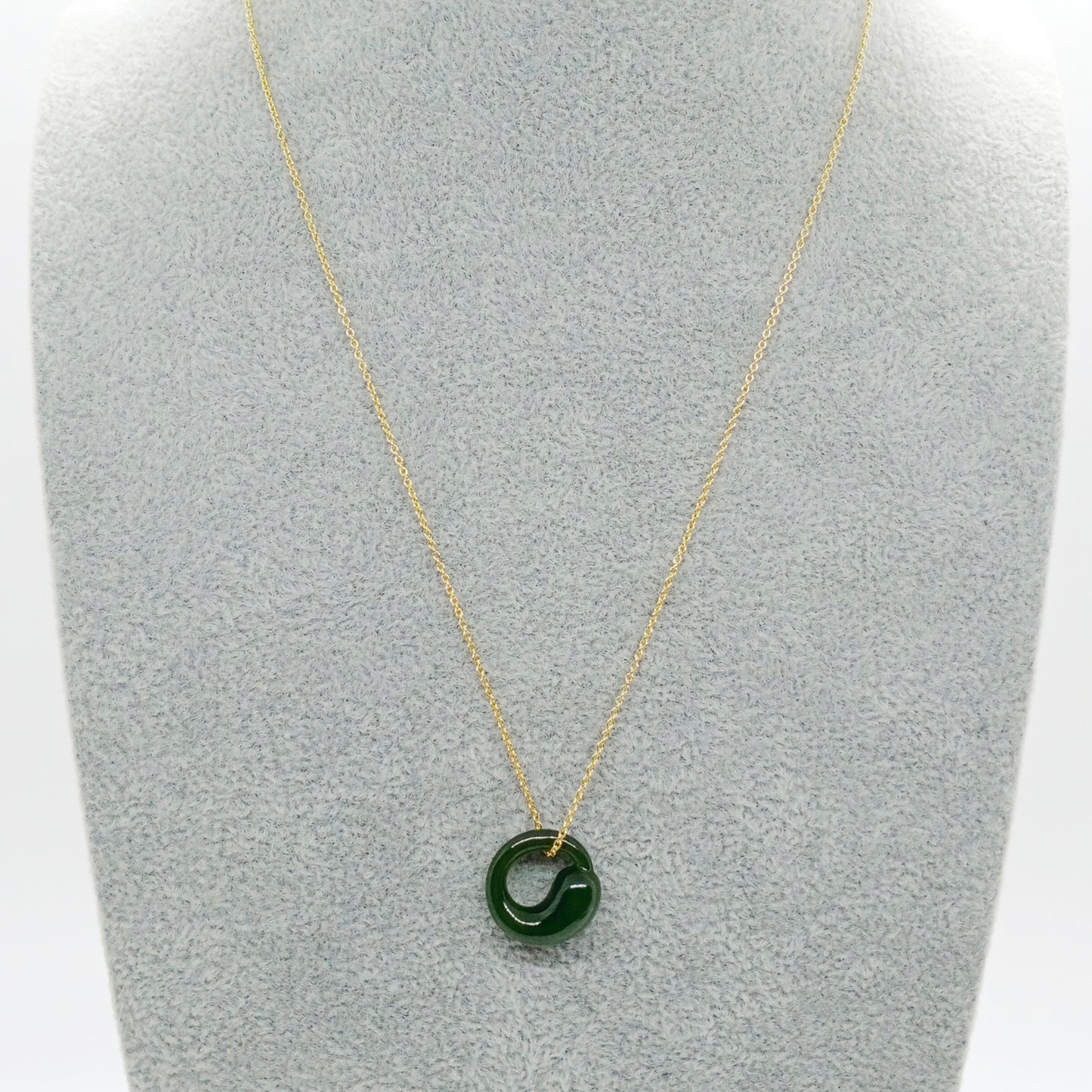 Tiffany&Co Eternal Circle Jade necklace