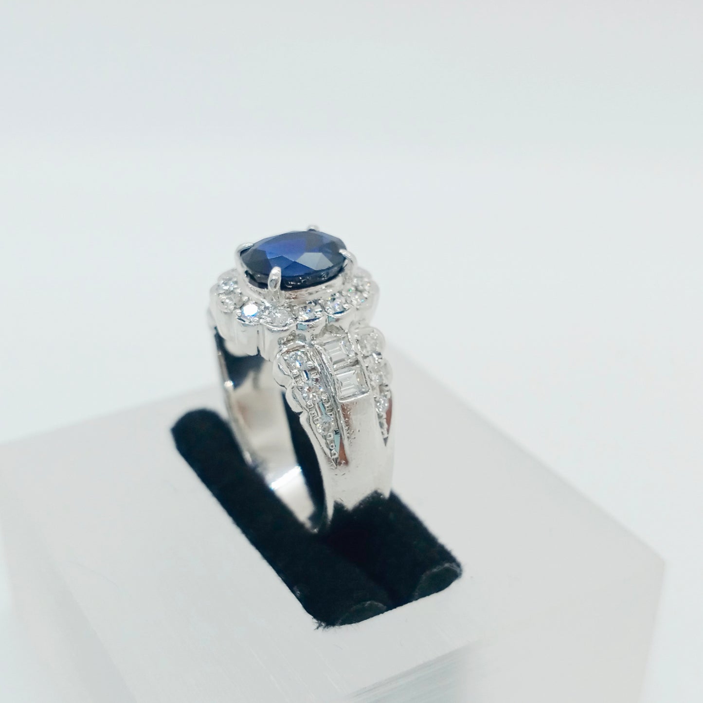 Sapphire Diamond Ring Size 53