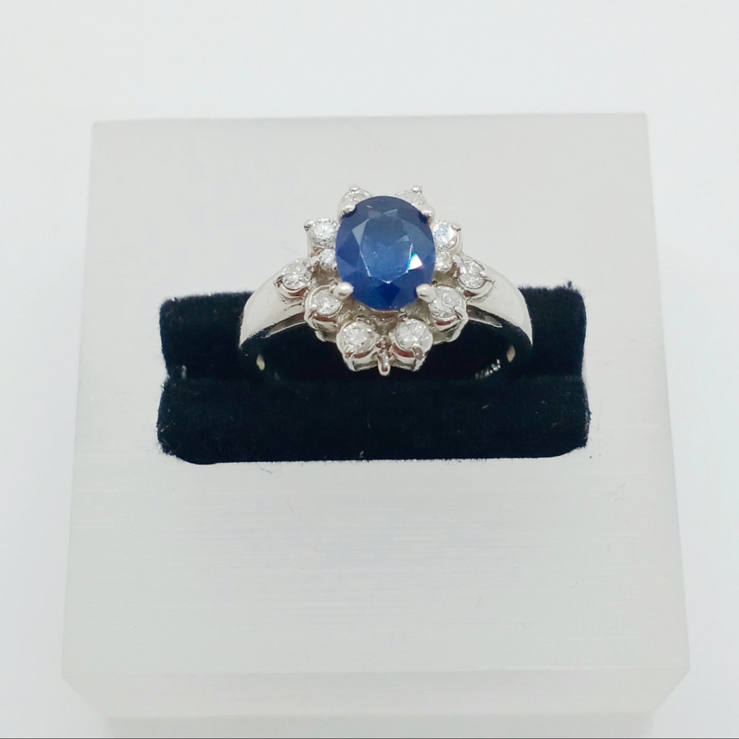 Sapphire Diamond Ring Size 53