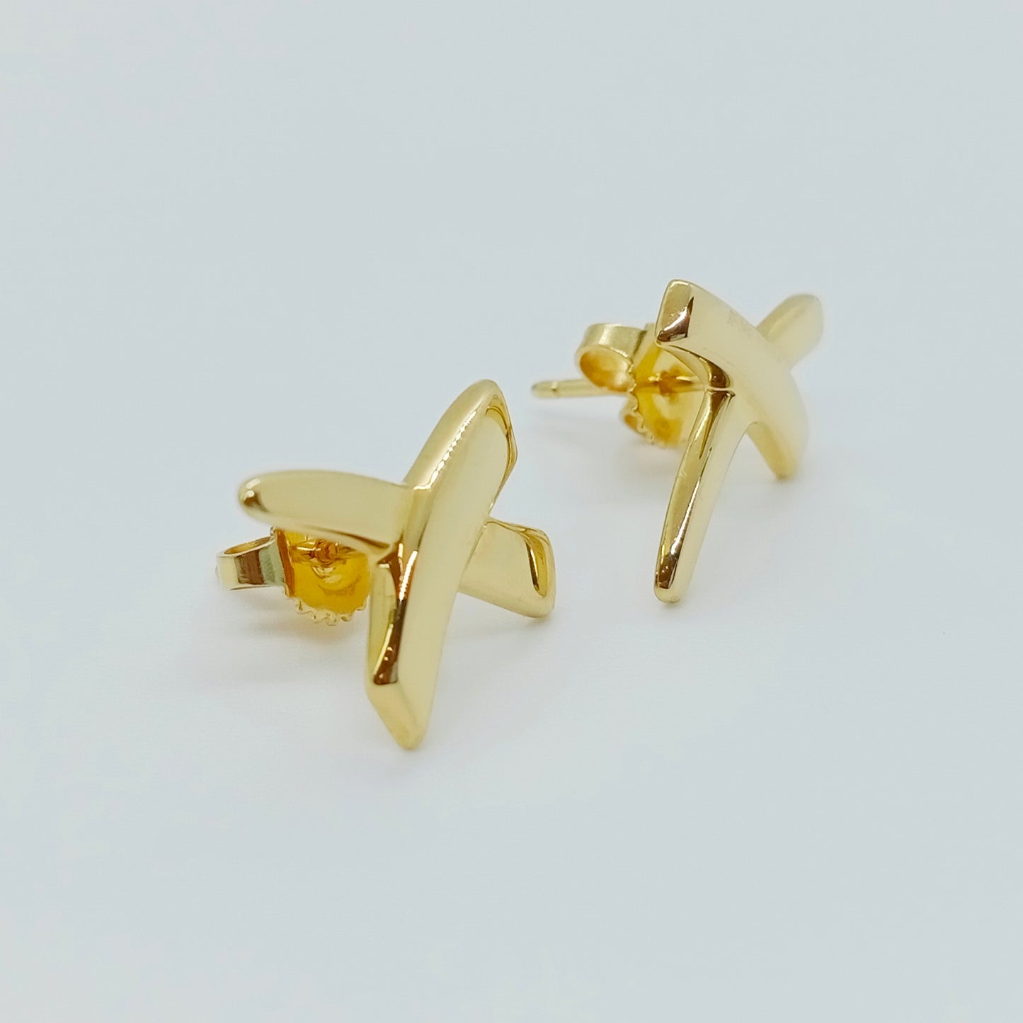 Tiffany & Co. Kiss Earring