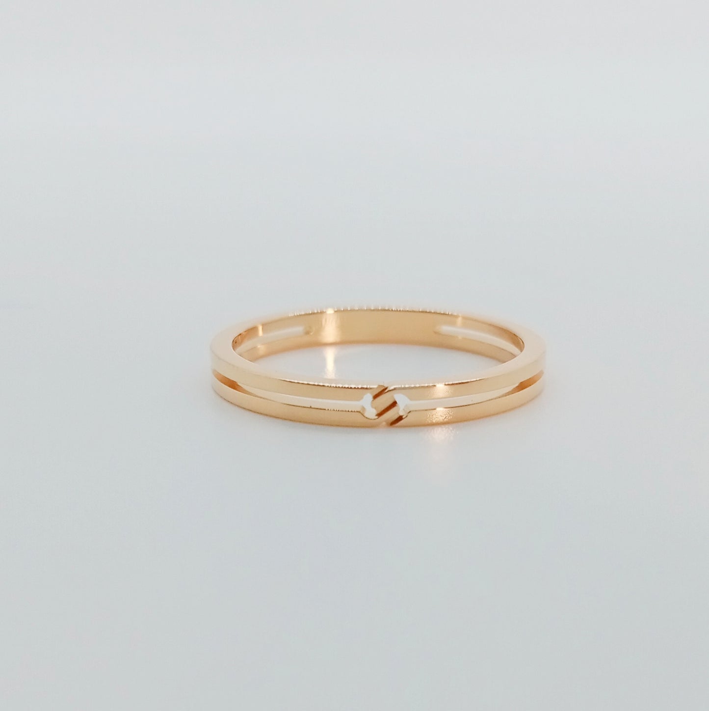 Gucci Infinity Ring Size 52