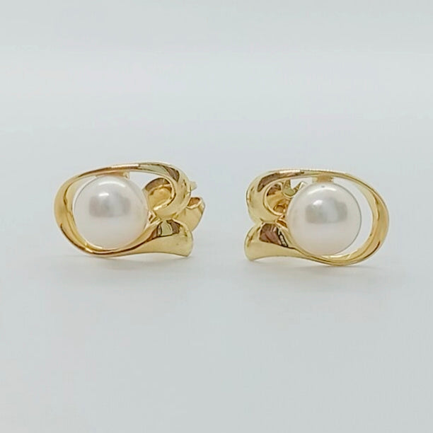 Mikimoto Earring