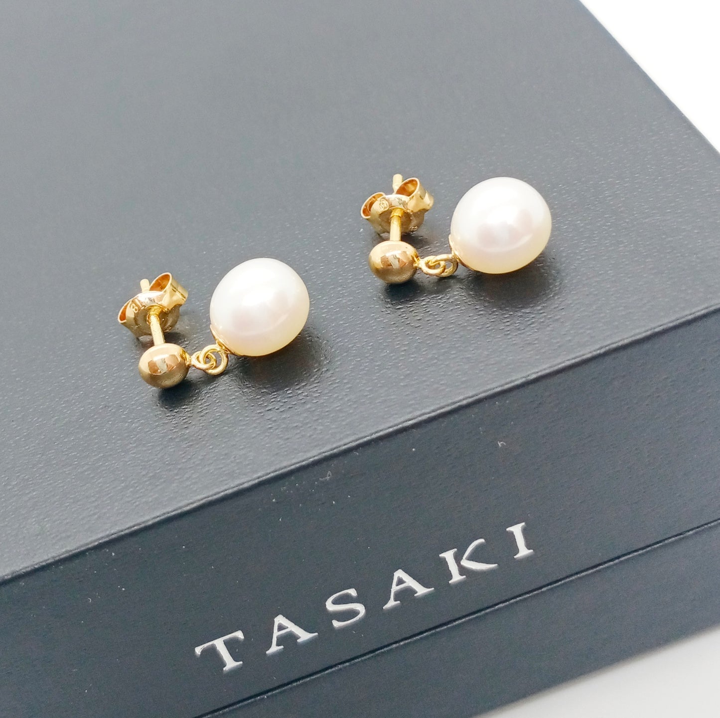 Tasaki Pearl Earring