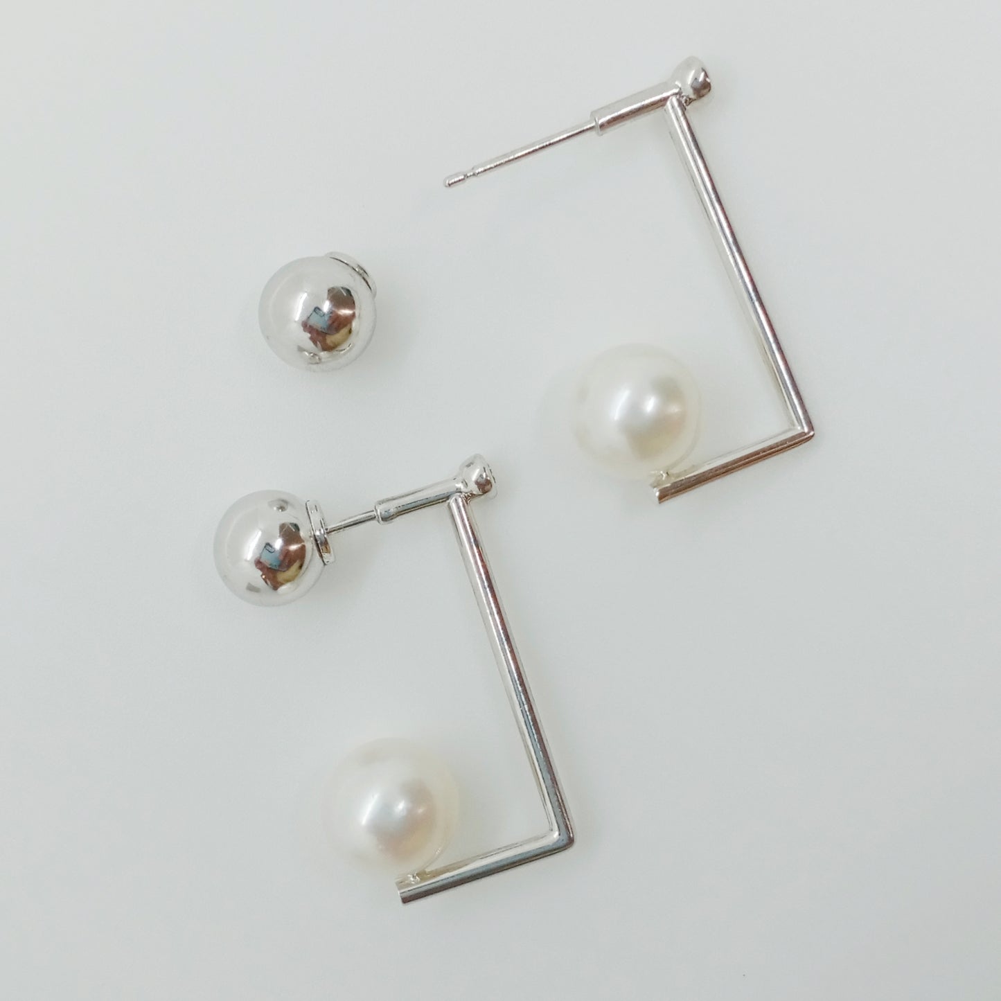 Double Bar Pearl Earring 0.04ct each