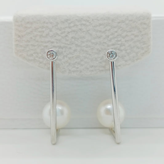Double Bar Pearl Earring 0.04ct each in K18WG