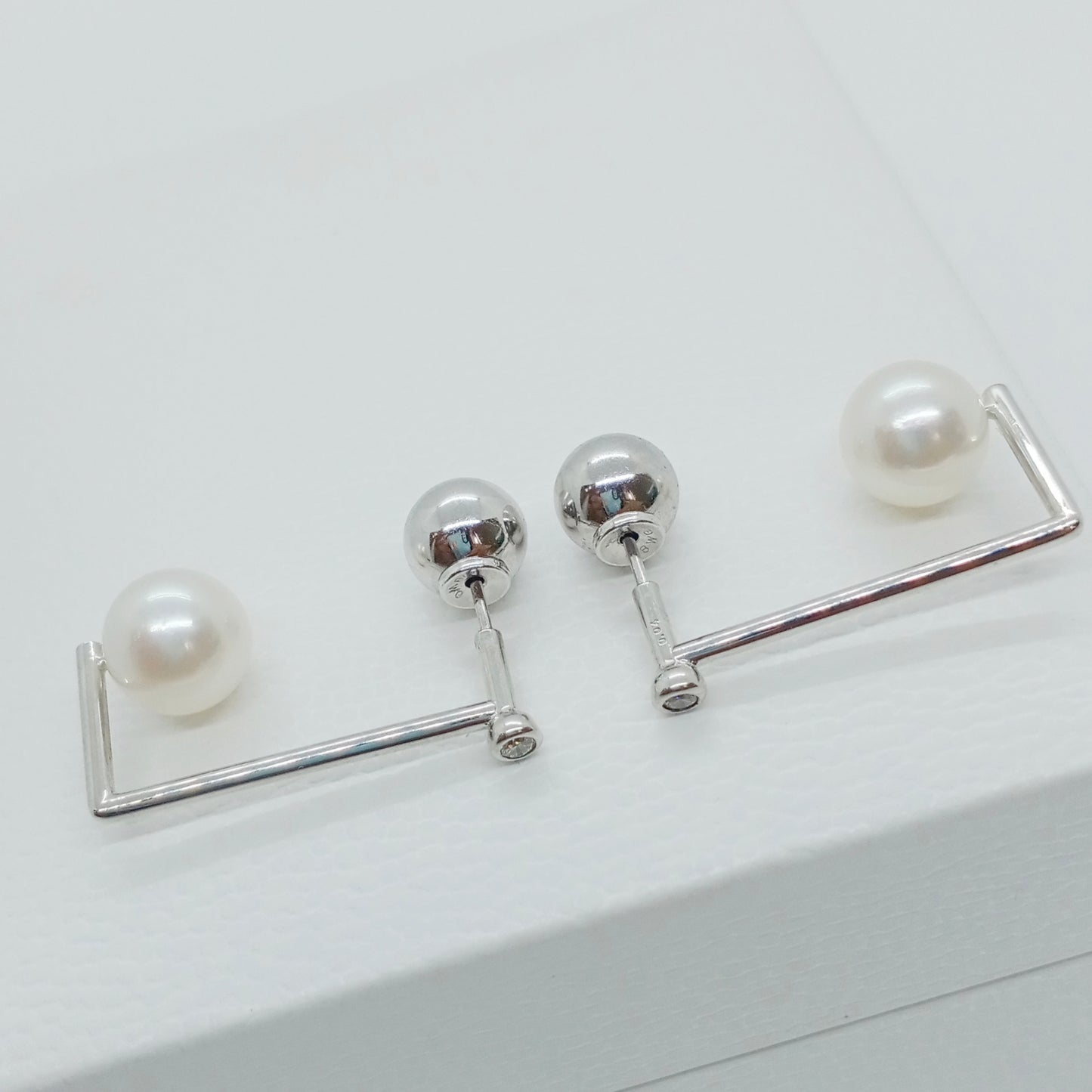 Double Bar Pearl Earring 0.04ct each