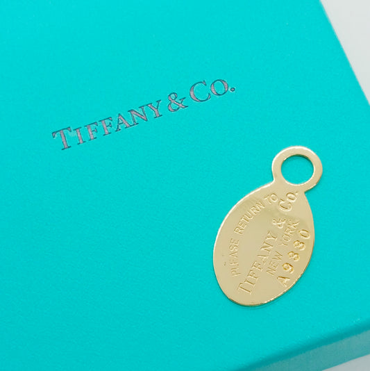 Tiffany & Co. Return to Tiffany Oval Tag Pendant