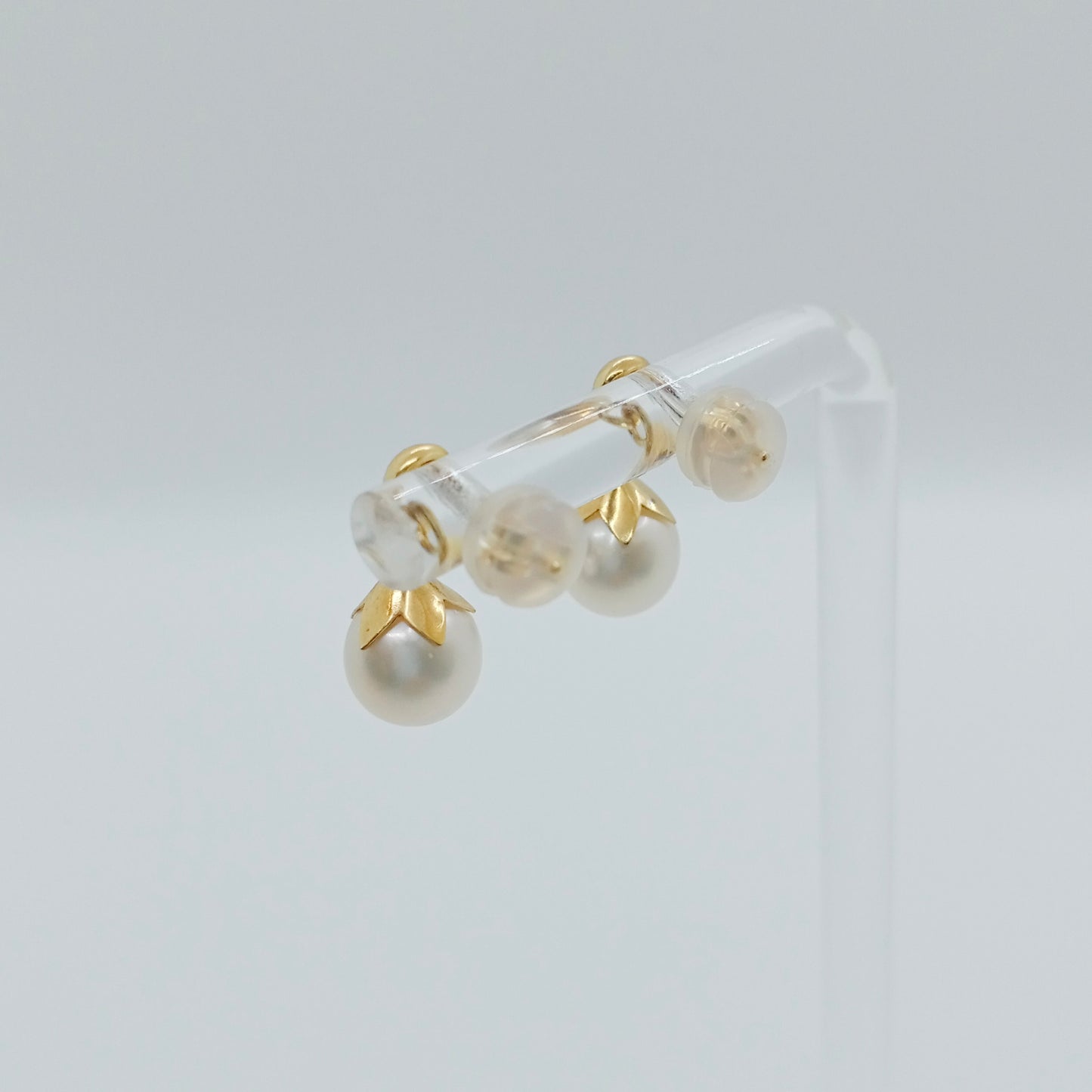 Tasaki Akoya Pearl Earring