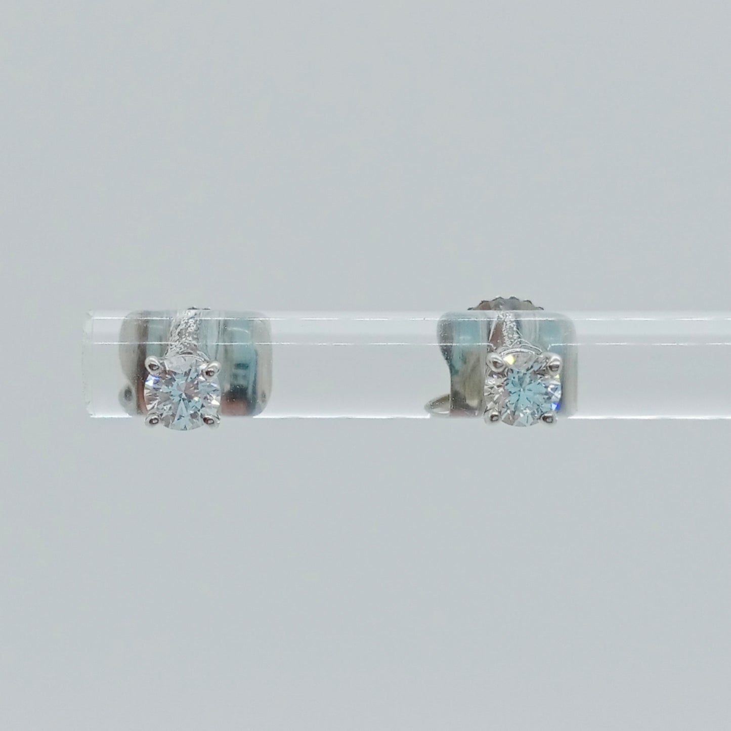 Tiffany & Co. Stud Diamond Earring 0.22 carat