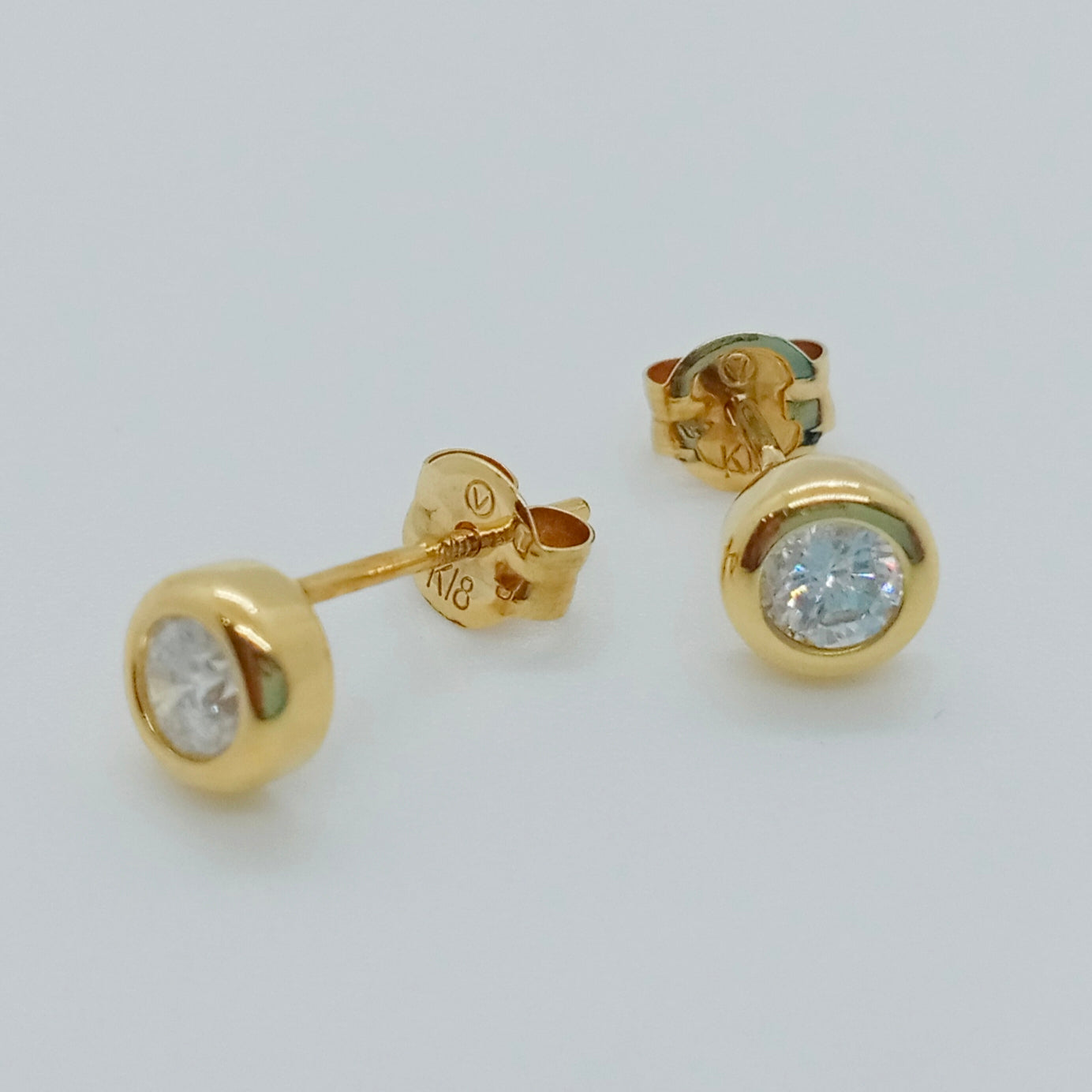 Vendome Aoyama Round Diamond Earring 0.15ct Each