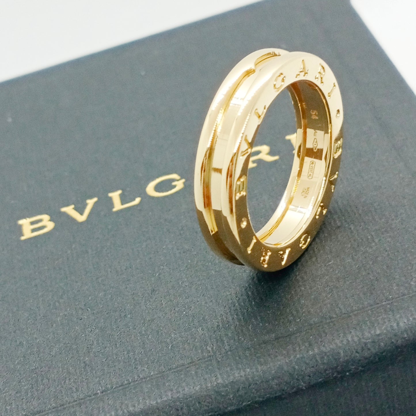 Bvlgari B.Zeri1 Ring Size 54