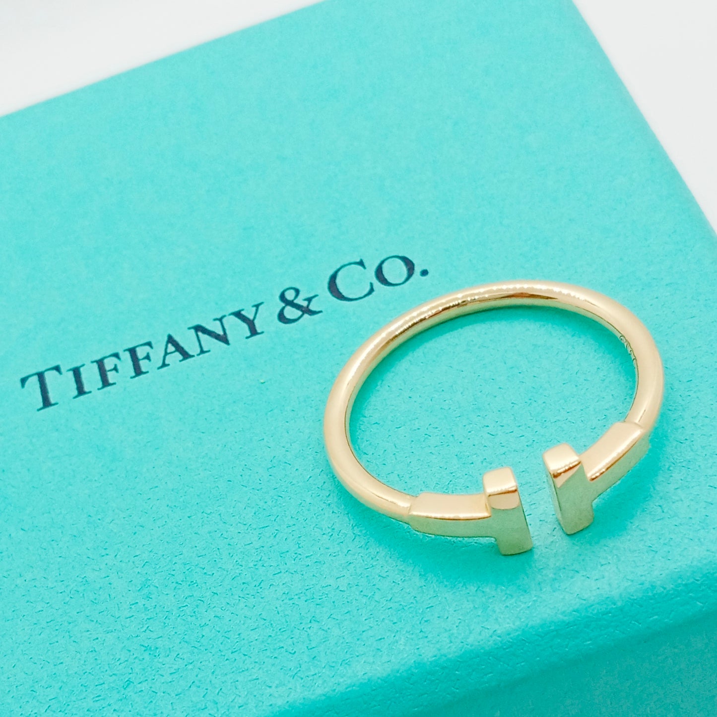 Tiffany & Co. T-Wire Ring Size 59