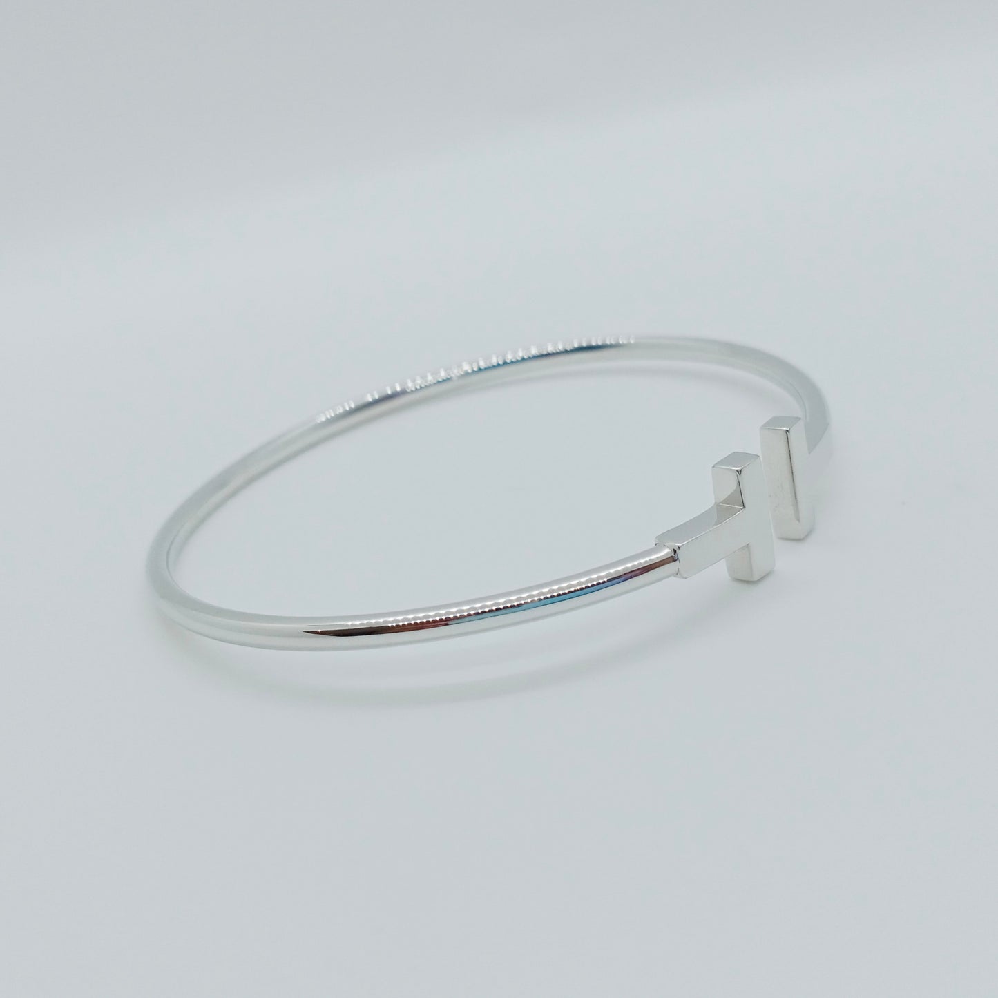 Tiffany & Co. T Wire Bangle