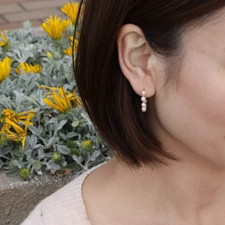 Blooming Akoya Pearl Hoop Earring