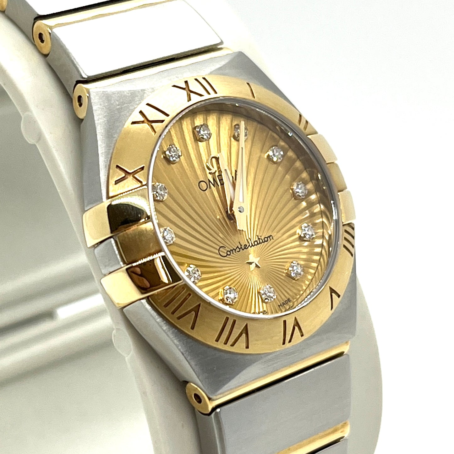 Omega Constellation Champagne Dial