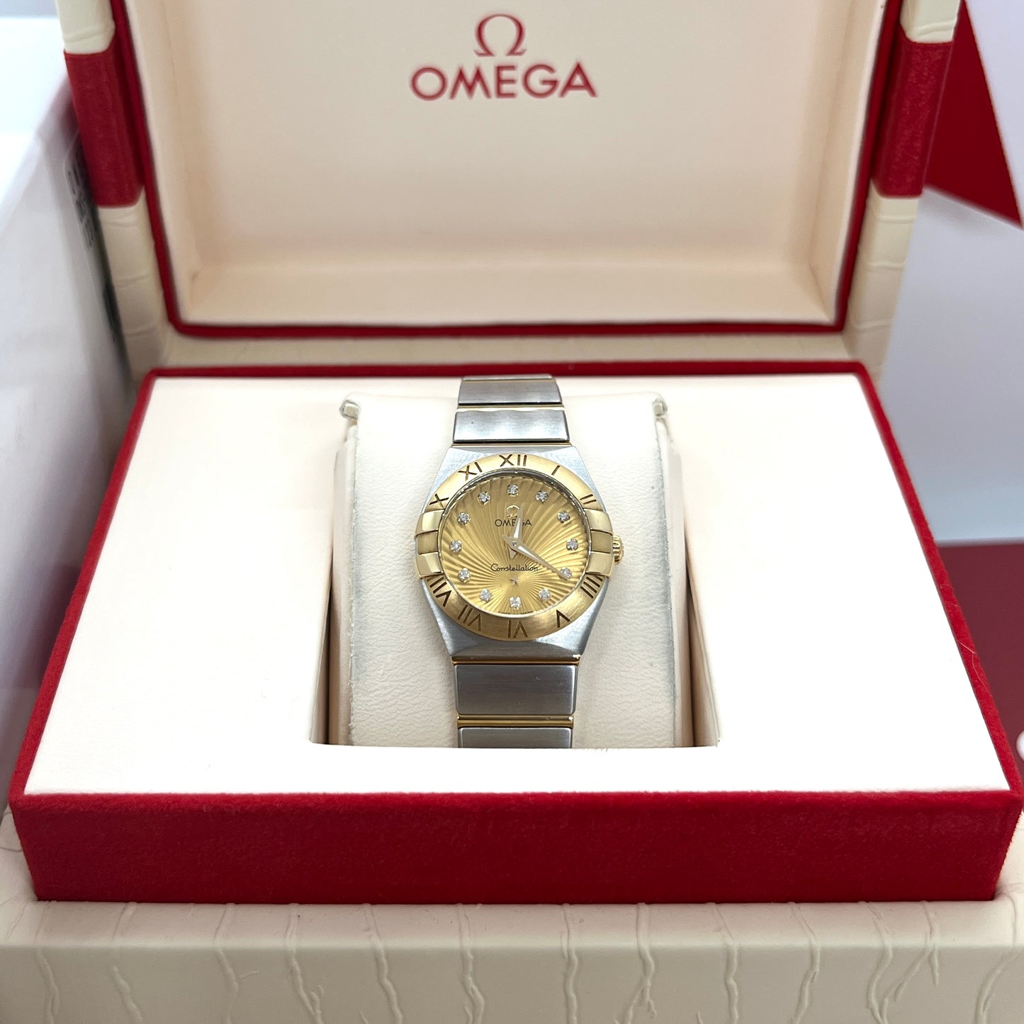 Omega Constellation Champagne Dial