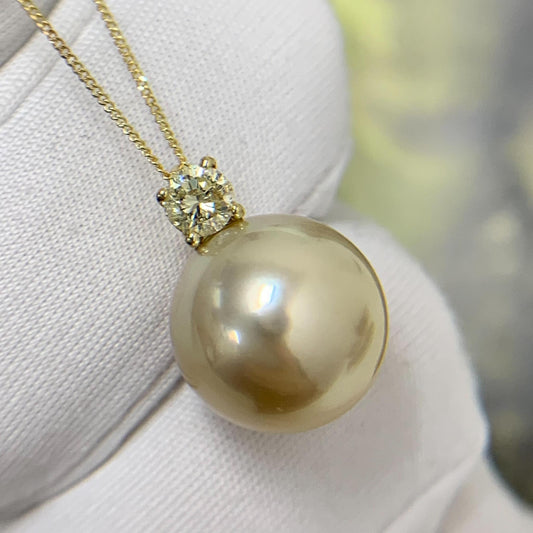 South Sea Pearl Diamond Necklace
