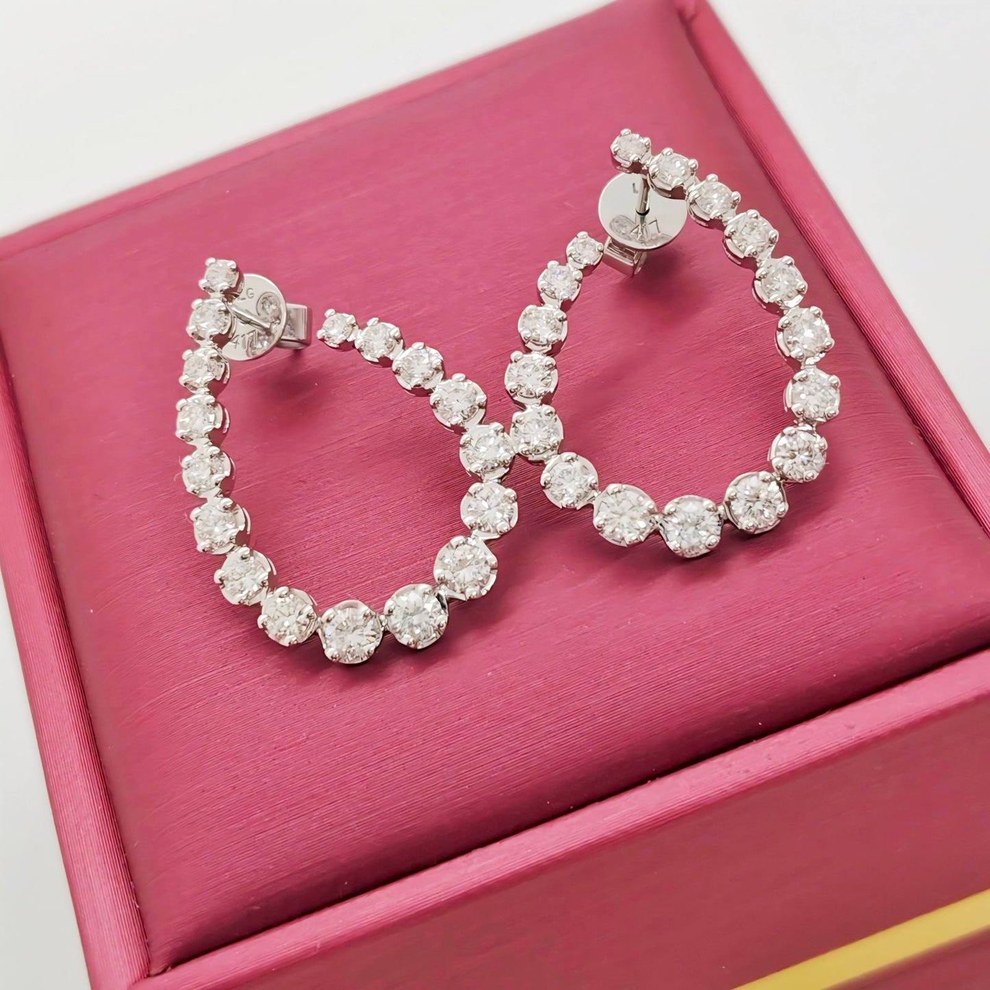 LAB Tear Drop Diamond Earring