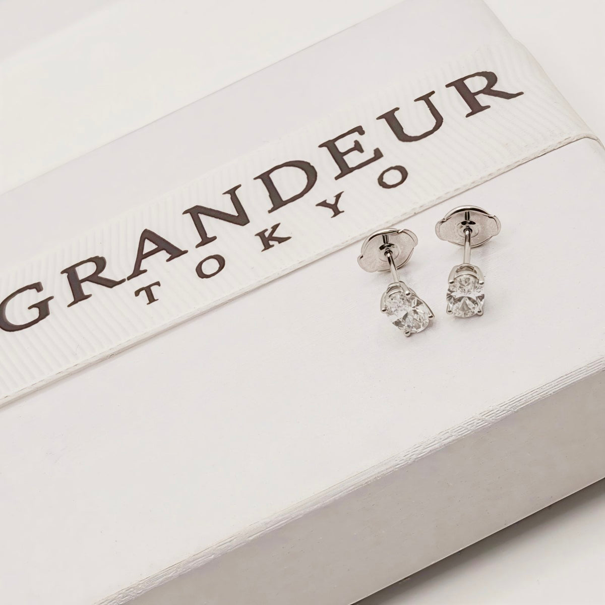 Oval Earring [0.50ct + 0.50ct]