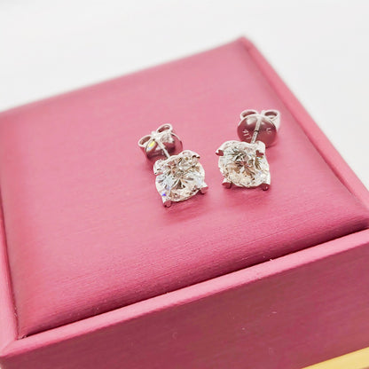LAB Round Solitaire 4 Prong Heart Martini Earring