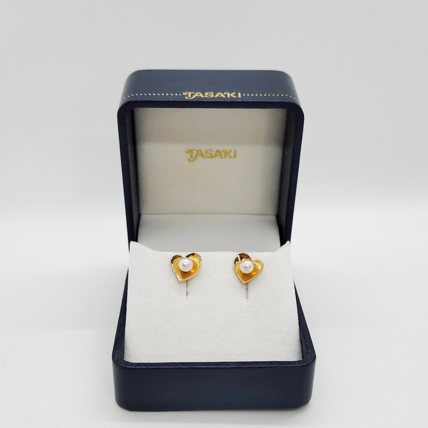 Tasaki Akoya Pearl Earring